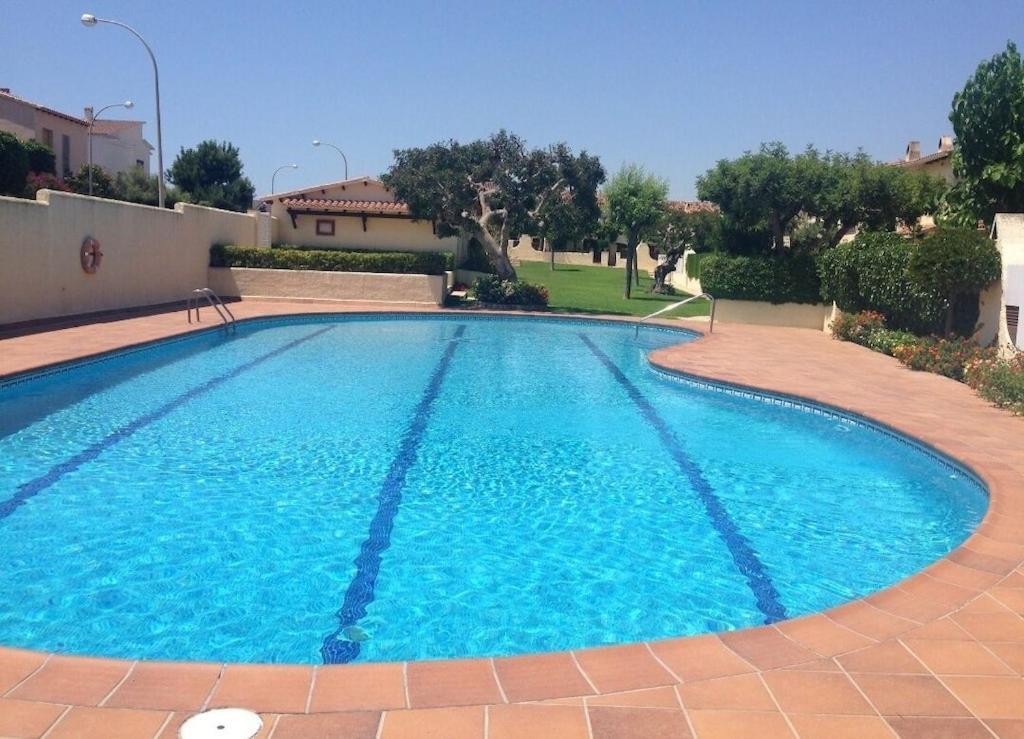 Сasa de vacaciones House With Pool / Garden / Bbq Tarragona