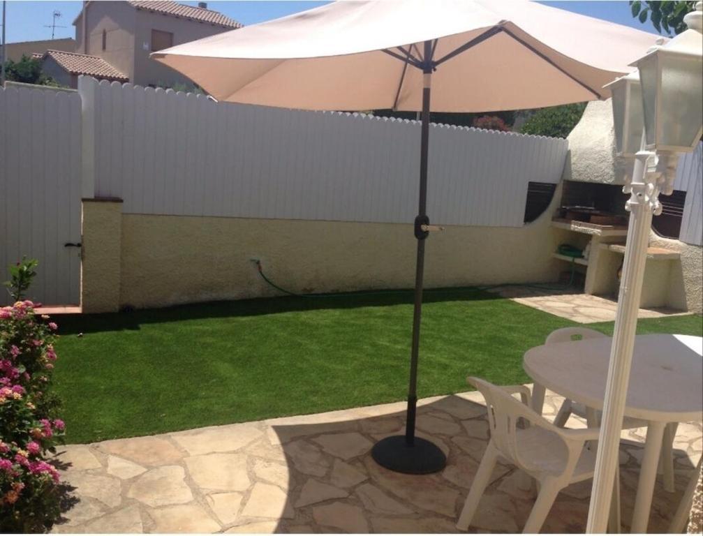 House With Pool / Garden / Bbq Сasa de vacaciones *
